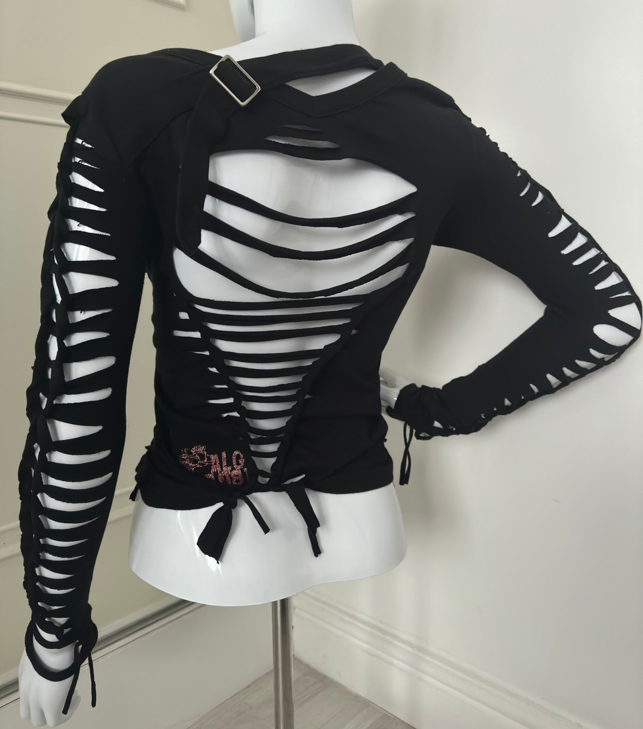 Vampire Girlfriend long sleeve